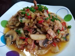 Stir-fried Pork with Mushroom recipe