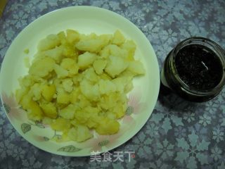 Potatoes Mixed with Olives recipe