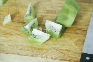 Detox and Slimming Cucumber Kiwi Juice recipe