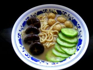 Mushroom Chicken Ball Noodle recipe