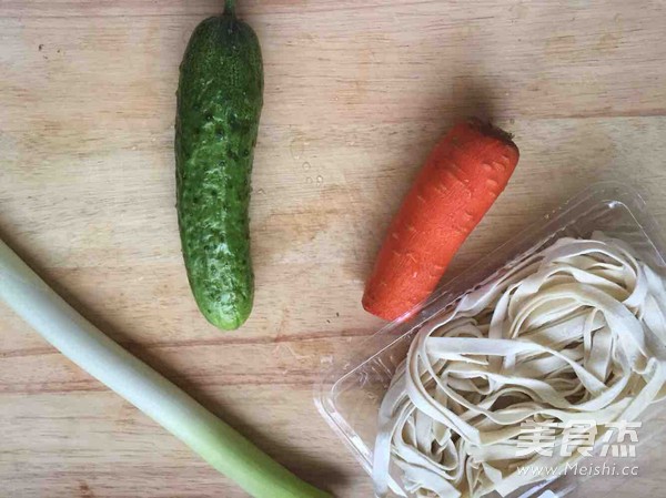 Fried Noodles with Vegetables recipe