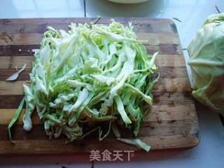 Stir-fried Cabbage with Carrots recipe