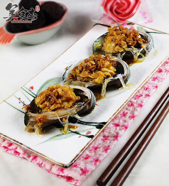 Steamed Abalone with Garlic Vermicelli recipe