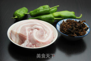 Stir-fried Pork Belly with Dried Plums recipe