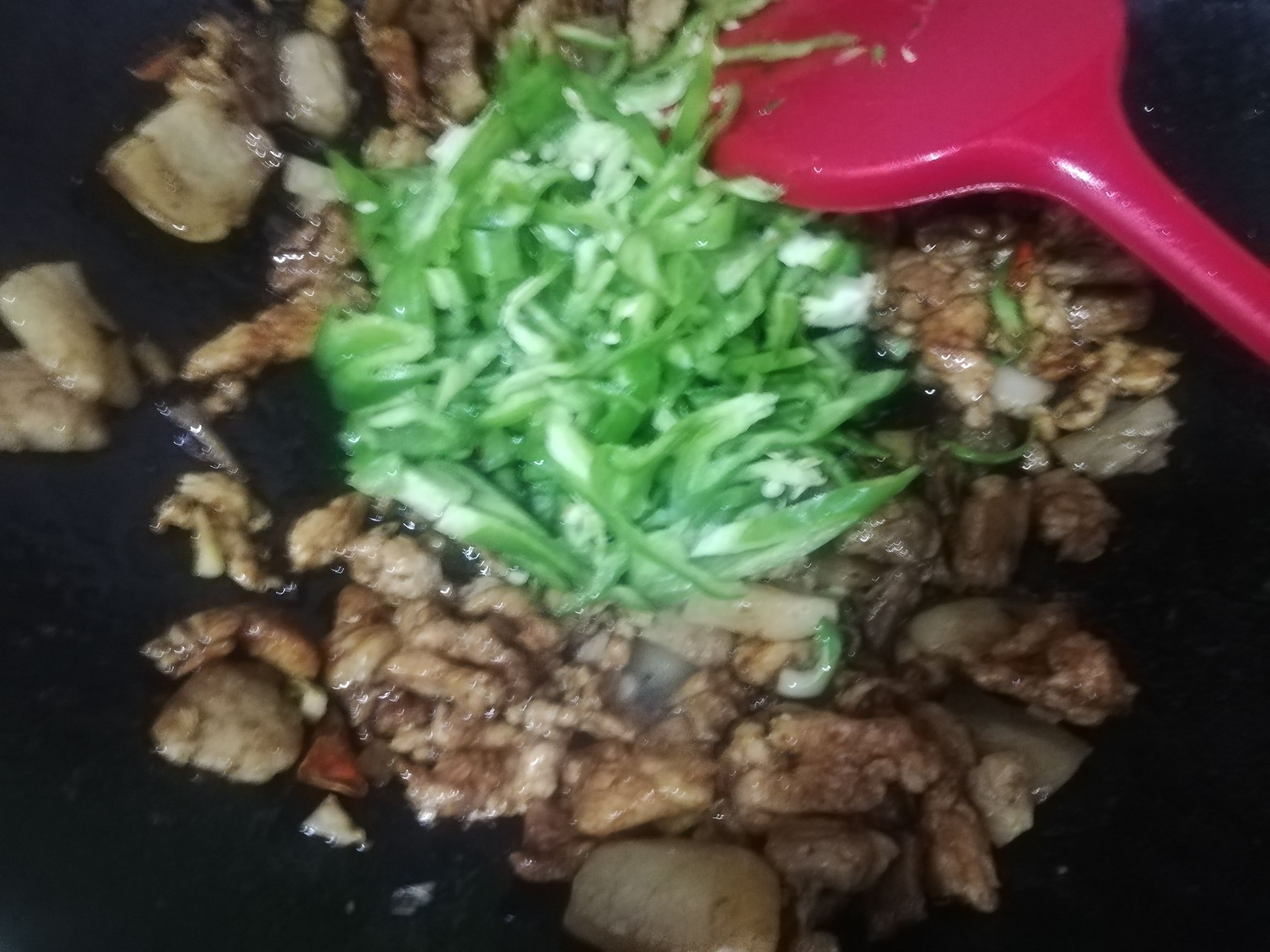 Stir-fried Pork with Green Peppers recipe