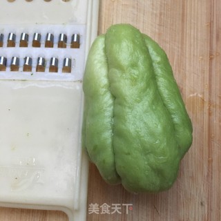 Chayote Stir-fried Sea Cucumber recipe