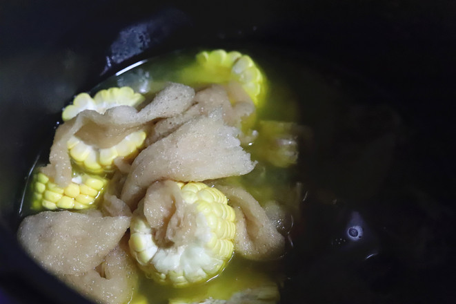 Chicken Soup with Bamboo Fungus and Corn recipe