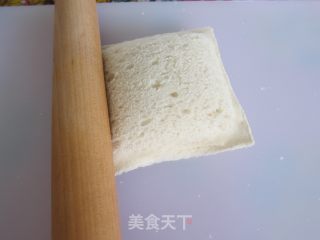 Nutritious Breakfast [囧囧 Salad Bread] recipe