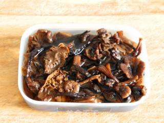 Stewed Hazel Mushroom with Big Bone recipe