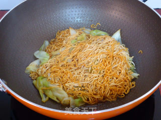 Fried Noodles with Cabbage recipe