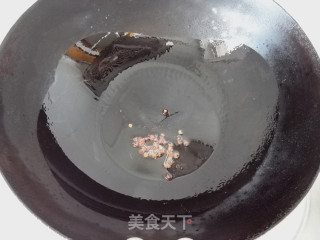 Chopped Pepper Fungus Mixed with Broccoli recipe