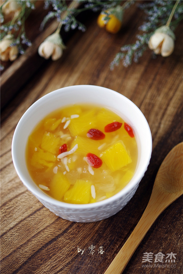 Pineapple Tremella Syrup recipe