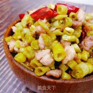 Stir-fried Minced Pork with Sour Cowpea recipe