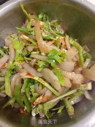 Mom's Taste: Mixed with Pork Skin recipe