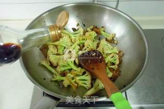 Stir-fried Cauliflower with Bacon and Tempeh recipe