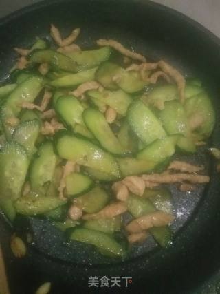 Cucumber Fried Pork recipe