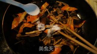 Stir-fried Muxi Pork recipe