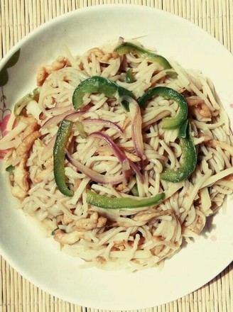 Instant Noodles with Chicken and Potatoes Stir-fried Naked Oats recipe