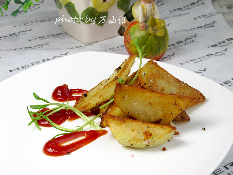 Pan-fried Black Pepper Potatoes recipe