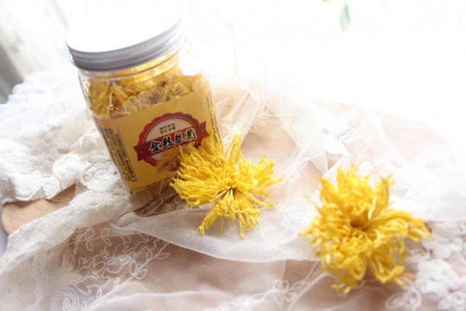 Golden Silk Chrysanthemum Rock Candy Drink recipe