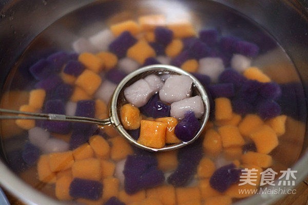 Taro Balls Fruit Fish recipe