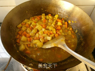 The Most Beautiful But Curry~delicious Curry Potato Chicken~ recipe