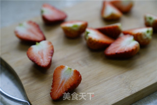 Strawberry Golden Cup Cake recipe