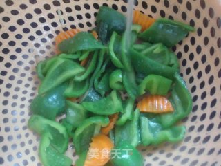 Stir-fried Chicken Gizzards with Green Peppers recipe