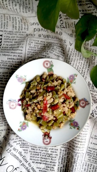 Stir-fried Minced Pork with Capers