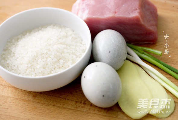 Congee with Preserved Egg and Lean Meat recipe