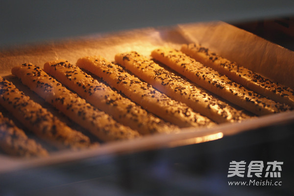 Sesame Sweet Potato Crisps recipe