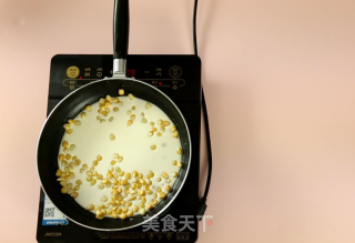 Whirlpool Special Seafood Pizza with White Sauce recipe