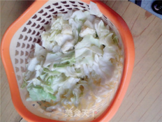 Stir-fried and Shredded Cabbage recipe