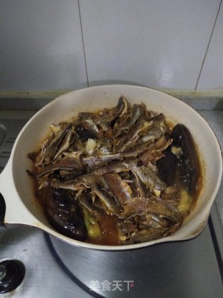 Yellow Croaker Stewed Eggplant recipe