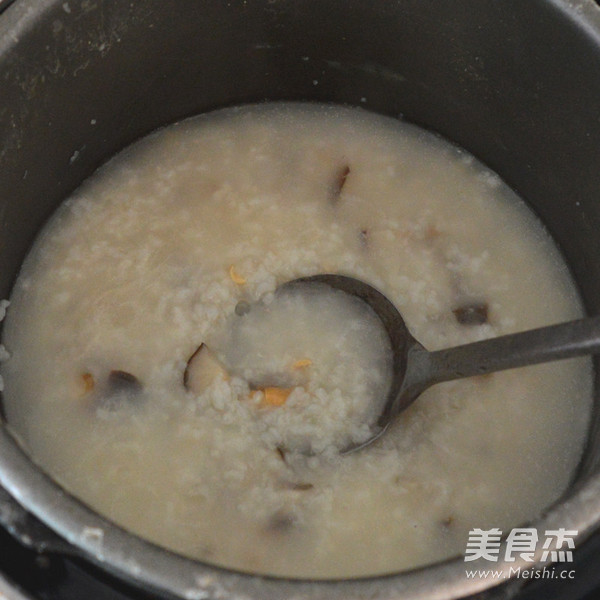 Mussel Dried Mushroom Congee recipe