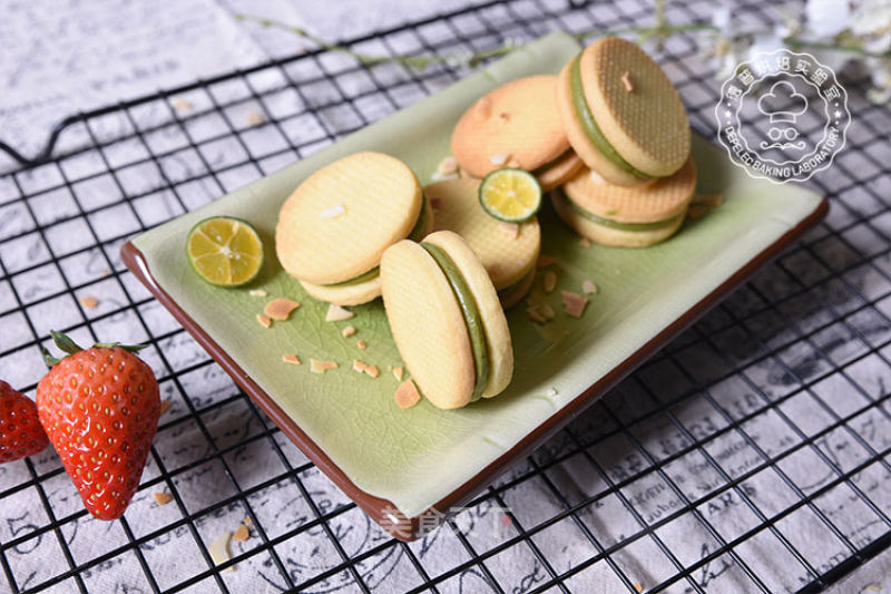 Matcha Sandwich Cookies recipe