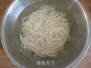 Red Ginseng Prawn Noodles recipe