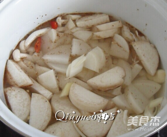White Radish Mushroom Soup recipe