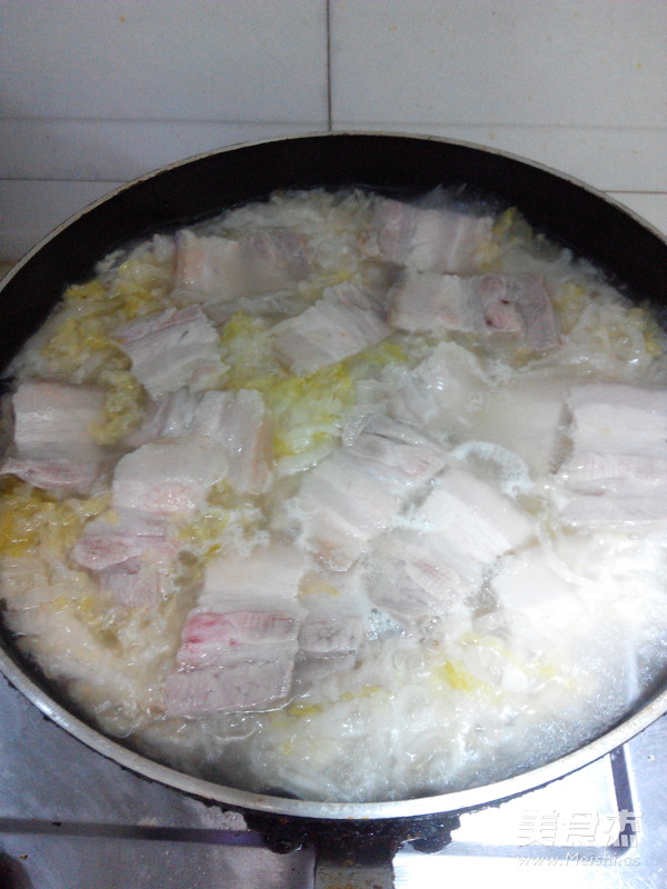 Northeast Sauerkraut Pork Belly recipe