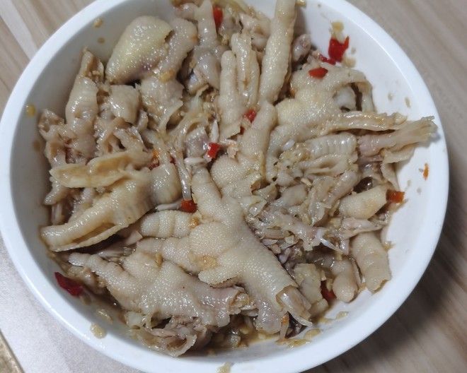 Hot and Sour Boneless Chicken Feet recipe