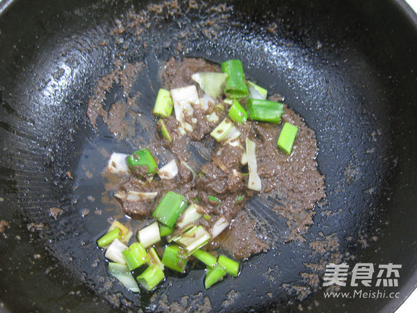 Stir-fried Tofu with Shrimp Paste recipe