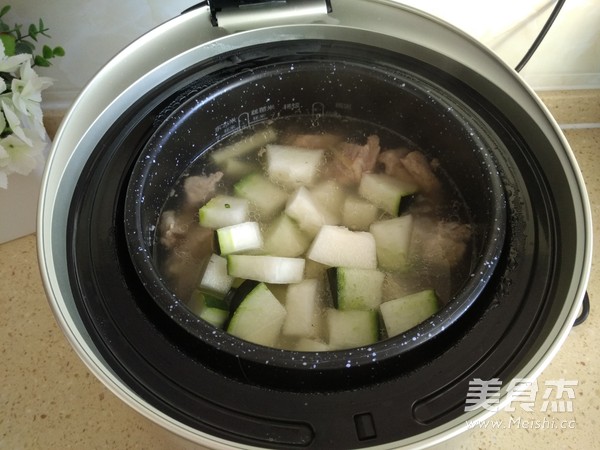 Scallops, Winter Melon and Pork Ribs Soup recipe