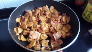 Pleurotus Eryngii Salt-fried Meat recipe