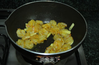 Curry Shrimp Macaroni recipe