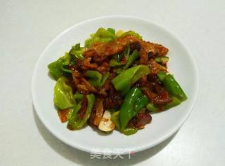 Stir-fried Jars of Meat with Green Peppers recipe