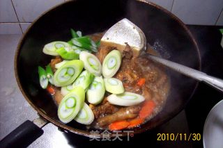 [flying Fowl Delicious Classic] "fried Pigeon with Radish and Green Onion" recipe