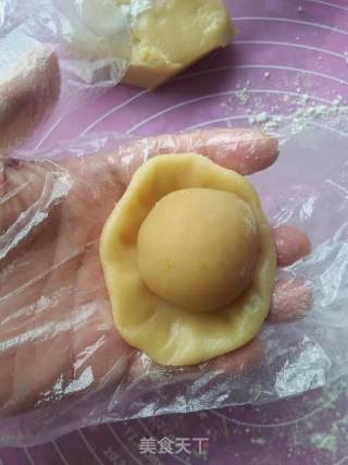 Mung Bean Paste Mooncake recipe