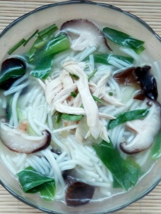 Chicken Soup with Shredded Chicken Rice Noodles recipe