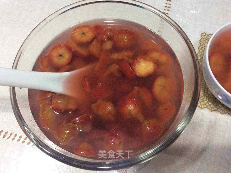 How to Make Hawthorn and Red Fruit Sweet Soup recipe