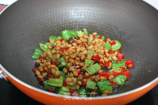 Laba Bean Stir-fried Rice Cake recipe